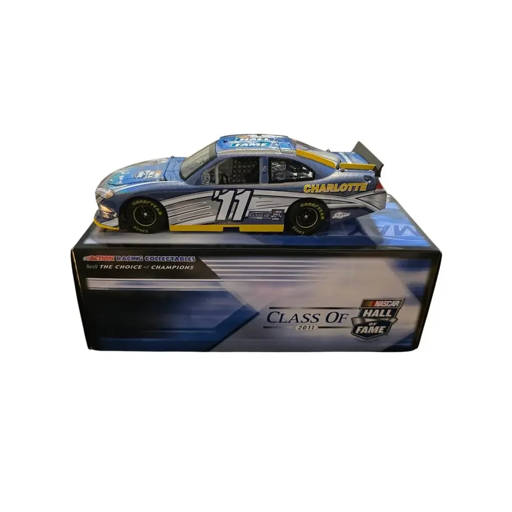 Bud Moore #11 NASCAR Hall of Fame 2011 Flashcoat 1:24 Diecast 1/437 Action
